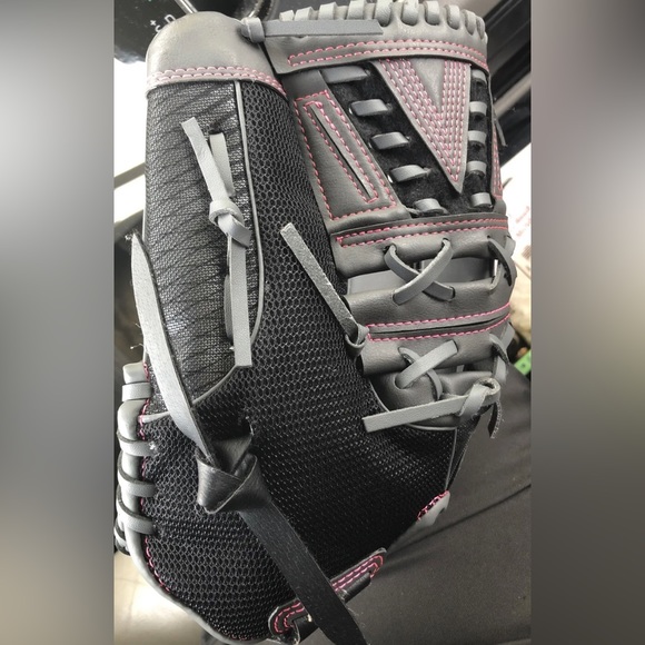 Franklin Fastpitch Pro Softball Glove 22436L 12" No Break-In Required LHT NWT - Picture 1 of 4